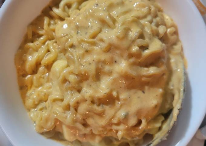 Samyang Chicken Cheese Noodle (Less Spicy Carbonara) Recipe by Jamila  Martinez - Cookpad