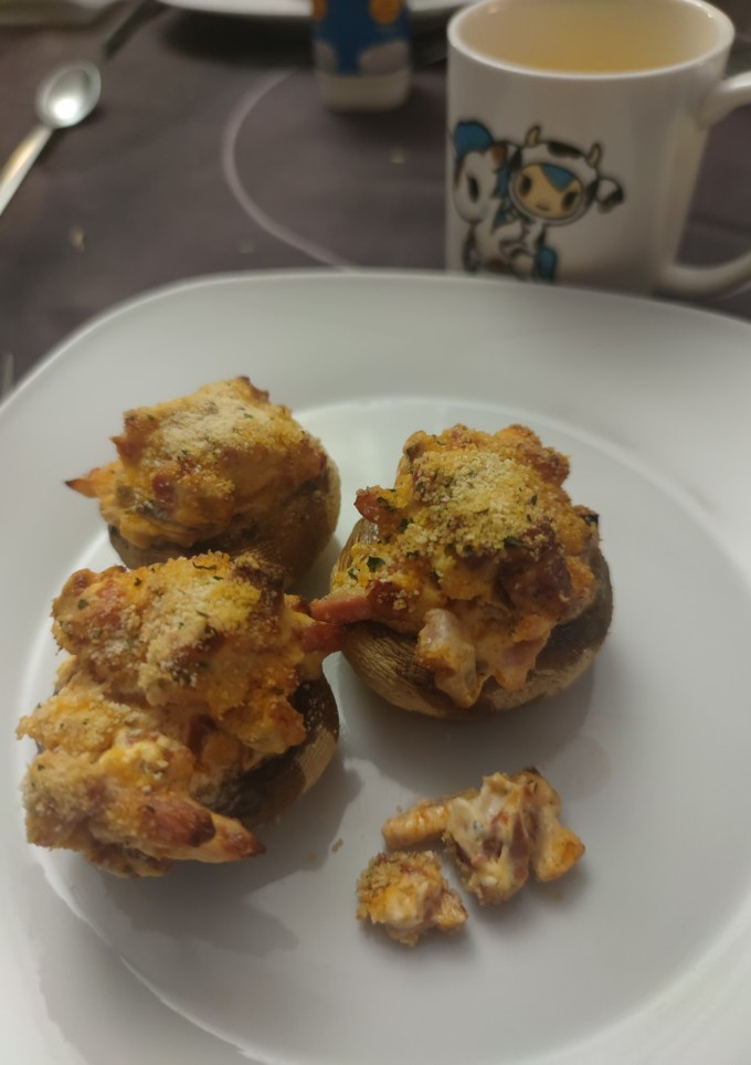 Una foto de Champiñones rellenos