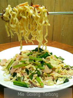 Foto resep Mie Goreng Terbang 🍝