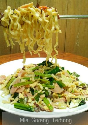 Foto resep Mie Goreng Terbang 🍝