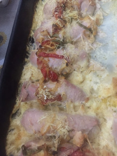 Una foto de Niños envueltos de carne al horno