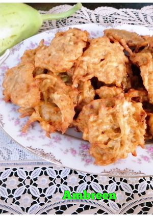 A picture of Crispy lauki aloo kay pakoray 🤗.