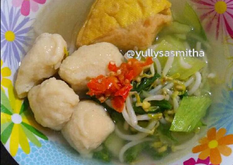 Bakso ayam dan tahu bakso
