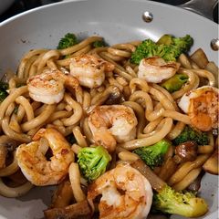 A picture of 20min shrimp udon.