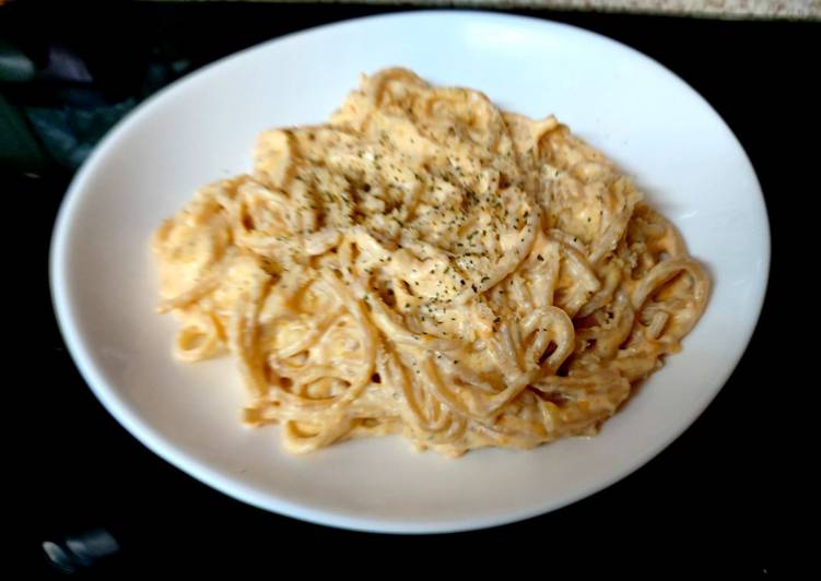 Recipe of Speedy My very Cheesy &amp; Onion flavoured Spaghetti 🥰