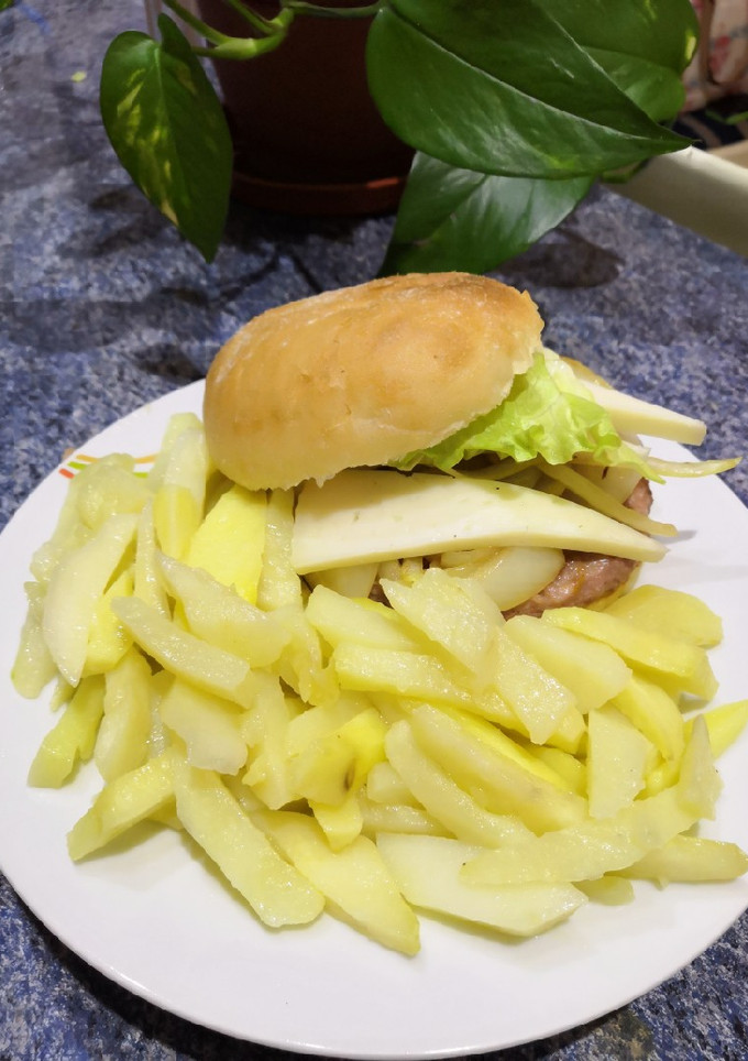 Una foto de 🍟Patatas fritas no fritas!! real food🍟