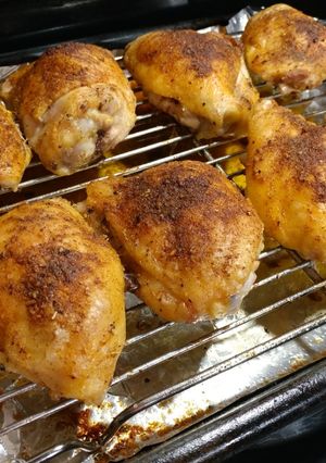 A picture of Crispy Baked Chicken Thighs.