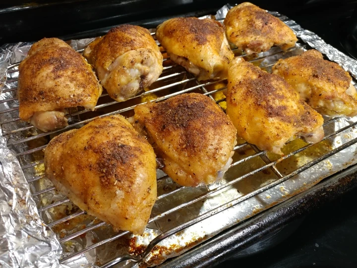 Simple Way Make Recipe Crispy Baked Chicken Thighs that is  Makes Drooling, So Delicious}