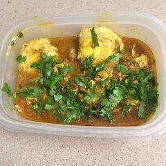 A picture of Egg Drop/Poached Egg Curry.