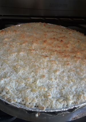 Una foto de Tarta de coco y dulce de leche
