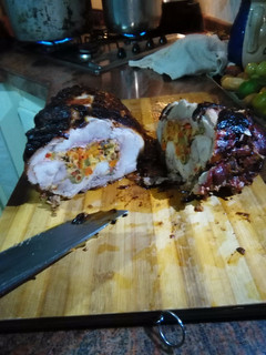 Una foto de Pernil relleno agridulce