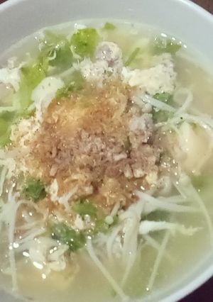 รูปของ แกงจืดไข่น้ำ เห็ดเข็มทอง เต้าหู้ หมูสับ สูตรคีโต