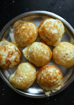 பணியாரம்(paniyaram recipe in tamil) செய்முறை முக்கிய புகைப்படம்
