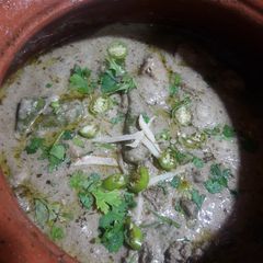 A picture of Boneless chicken malaie or careemy handi.