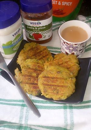 लौकी की इडली वेट लॉस रेसिपी (Lauki ki Idli weight loss recipe in hindi) रेसिपी मुख्य फोटो