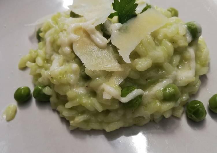 Risotto con piselli novelli, al profumo di menta