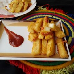 A picture of Yam fries.