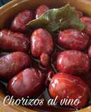 Chorizos al vino en olla de cocción lenta crockpot