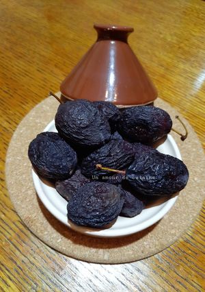 Une photo de Pruneaux maison au four 🫐