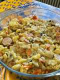 Pâtes d’Alsace aux légumes sautés, saucisses et emmental