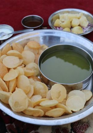 पानी पूरी रेसिपी मुख्य फोटो