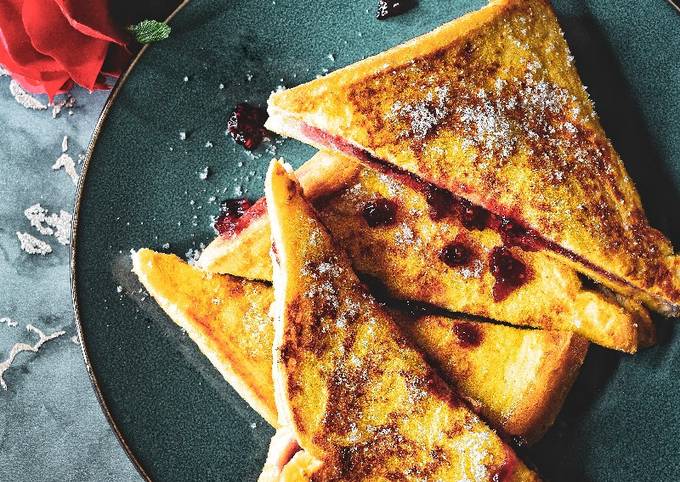 Recipe of Super Quick Homemade Jam Doughnut French Toast Sandwiches