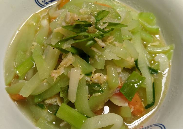 Resep 15. Tumis labu siam rebon yang Menggugah Selera