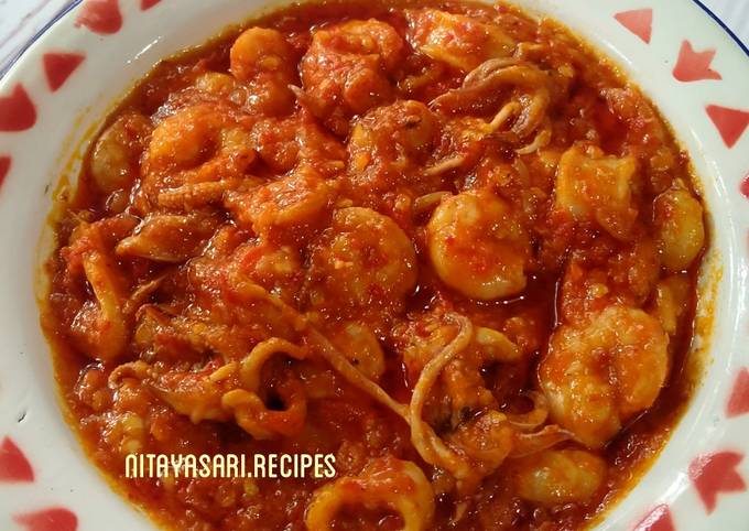 Resep Udang Cumi Saos Padang Oleh 🔪nitayasari Recipes🥦 Cookpad