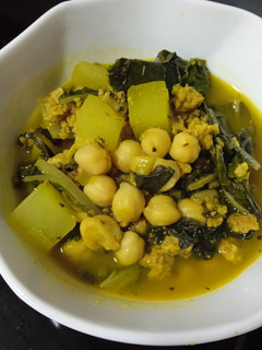 Una foto de Potaje de garbanzos vegano