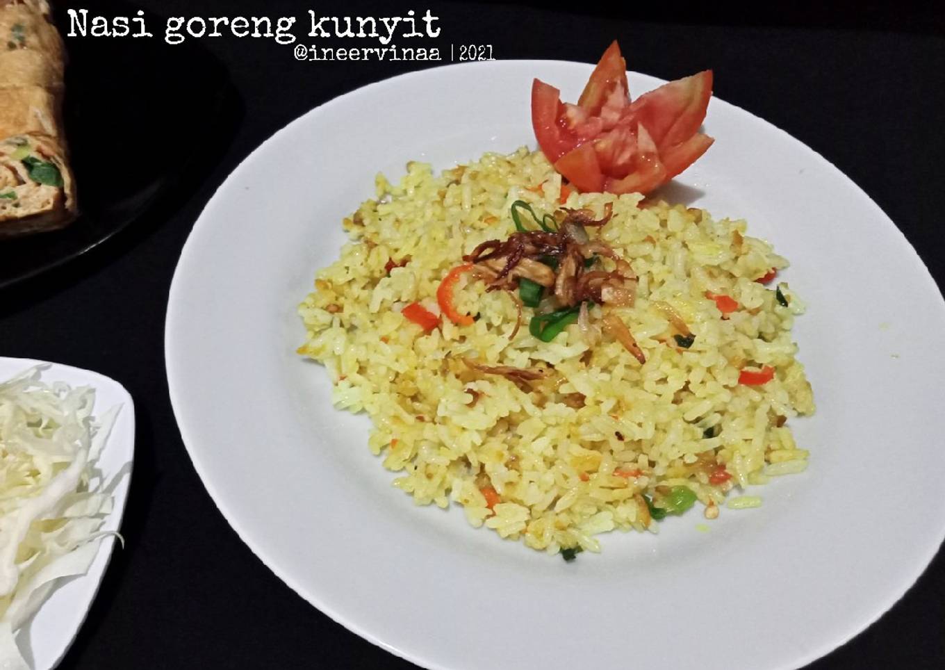 Nasi goreng kunyit