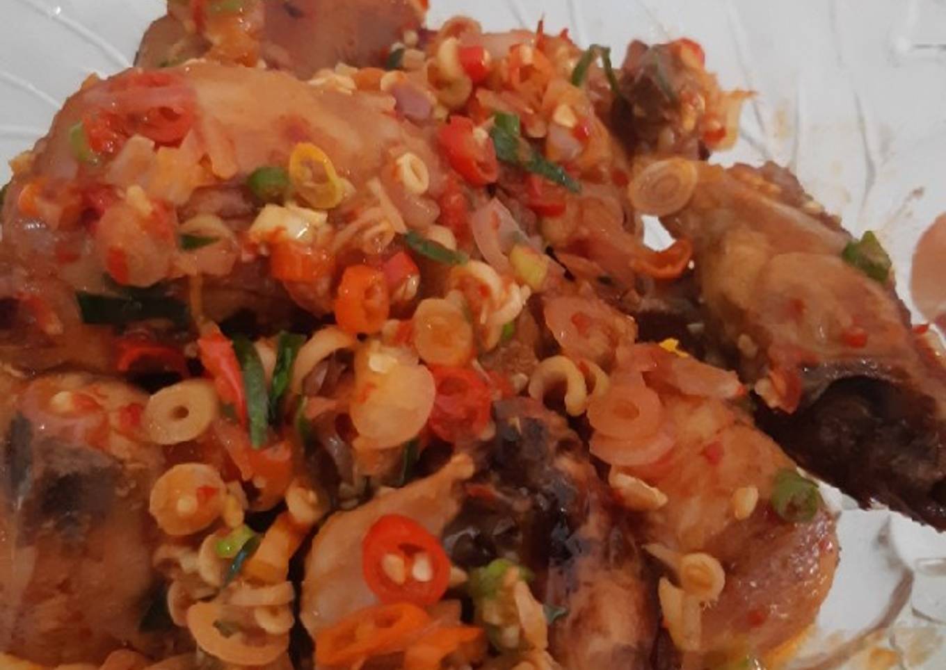 21. Tapi Ayam Goreng Sambal Matah
