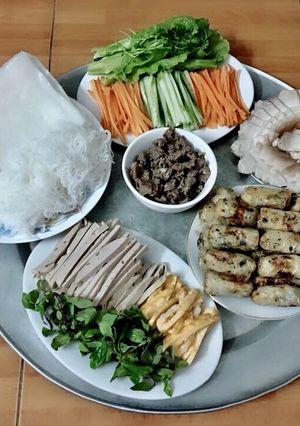Hình của món GĐ: Cơm Gia Đình.