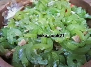Foto resep Tumis Pare Belut Ikan Asin