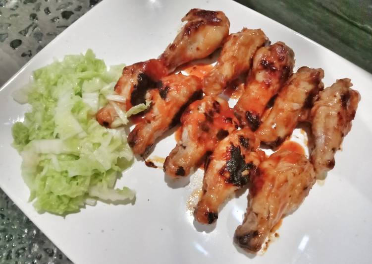 Sayap ayam panggang pedas