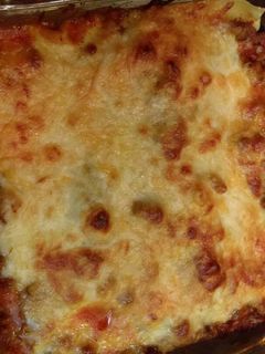 A picture of Cheesy lasagna.