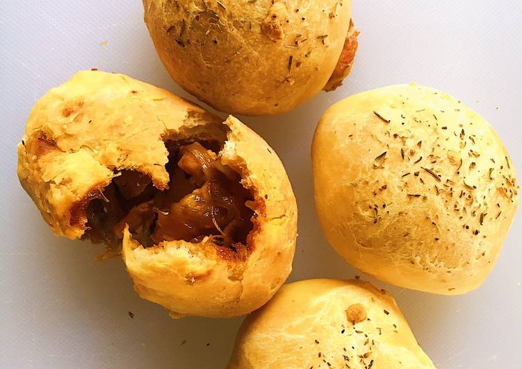 Caramelized Onion Pizza Balls (Bola2 Pizza)