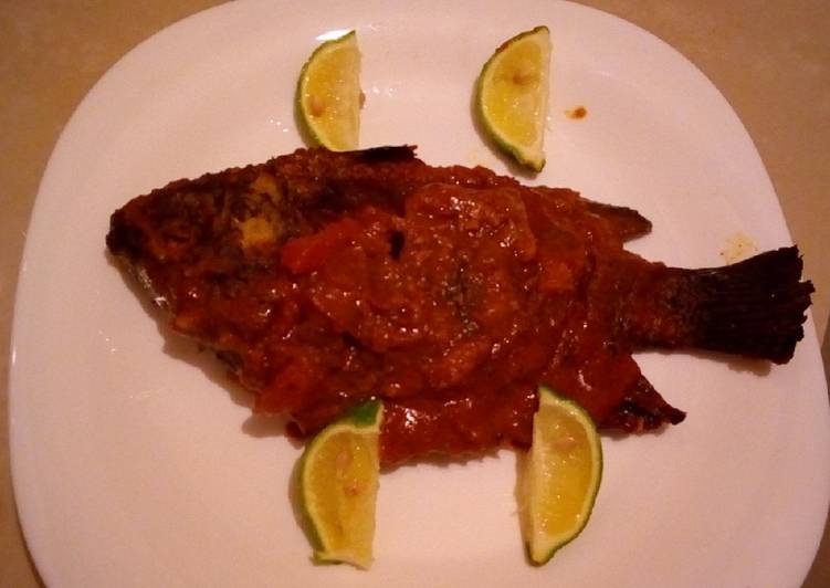 Recipe of Perfect Wet fried fish with gravy
