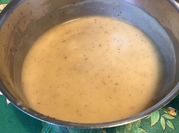 Une photo de béchamel au bouillon