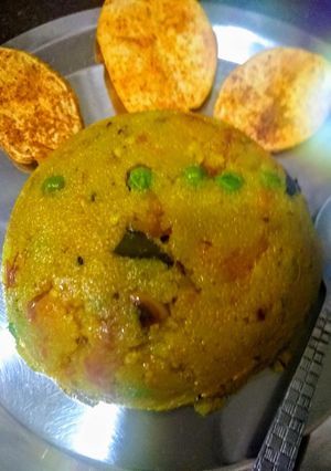 A picture of Masala Sooji Upma.