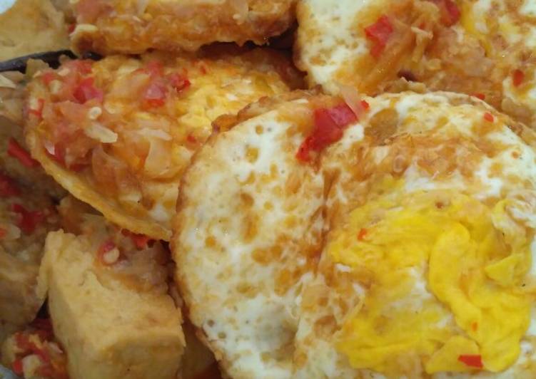 Telur Tempe Tahu Balado