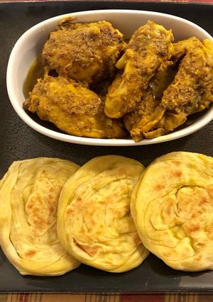 รูปของ โรตี + แกงกะหรี่ไก่