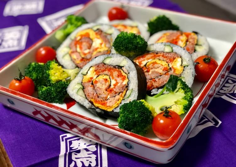 Recipe of Award-winning Japanese Salad Roll Sushi 🌹