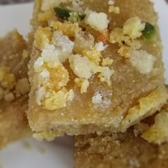 A picture of Besan chakki.