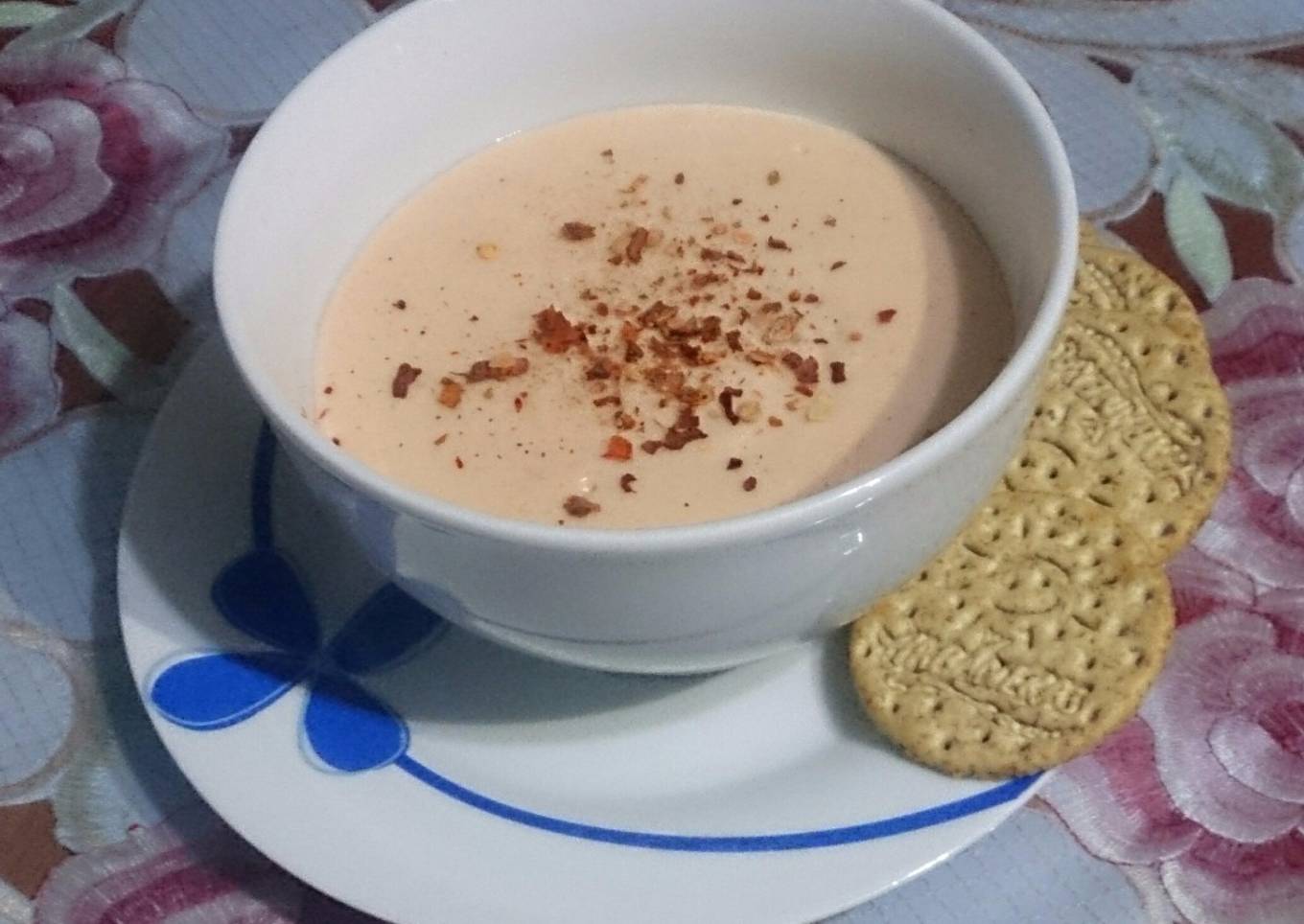 Sopa crema de cacahuate