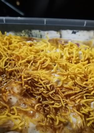 A picture of Papdi chaat.