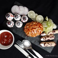 A picture of Halloween themed Chocolate cake (pops).