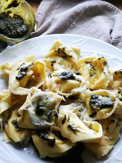 Foto di Tortelli di ricotta e pesto