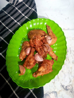 Foto resep Sayap ayam goreng bawang putih