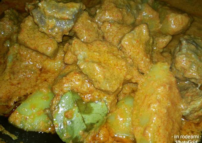 Rendang Daging Sapi Kentang