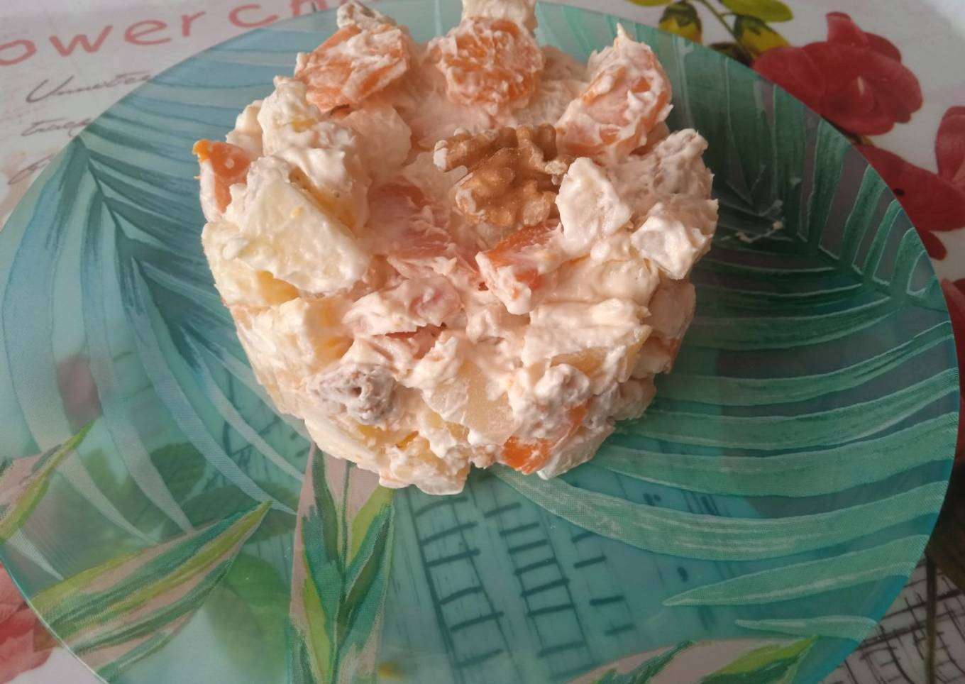 Ensaladilla de manzana y nueces